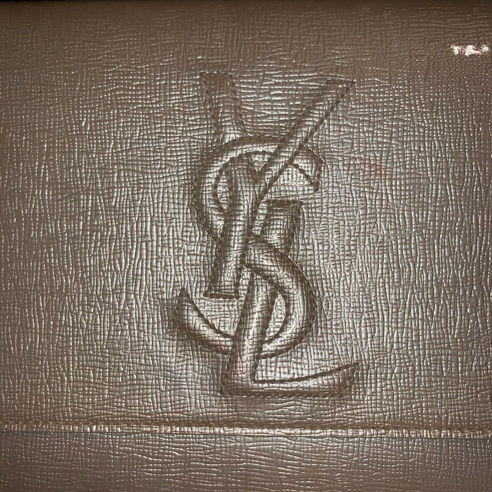 YSL large Champagne Gold Belle De Jour Clutch - Picture 3 of 5